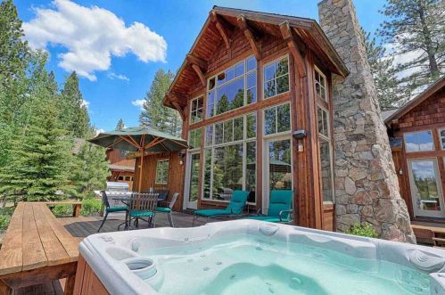 12175 Lookout Loop, Truckee CA 96161-4528 exterior