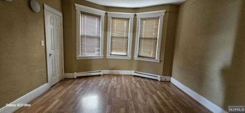 25 Hazelton St, Ridgefield Park NJ  07660-1115 exterior