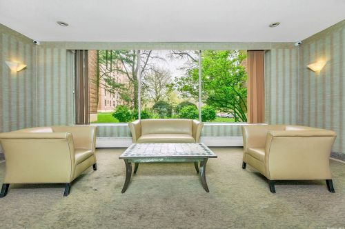 80-35 Springfield Blvd, Jamaica, NY 11427-1232