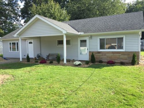 35187 Elm Rd, North Eaton, OH 44044-9516