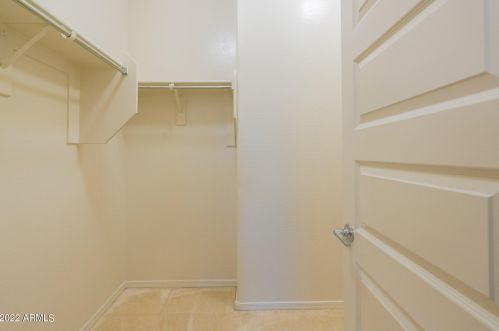 1720 Dogwood Ln, Gilbert AZ  85295-6042 exterior