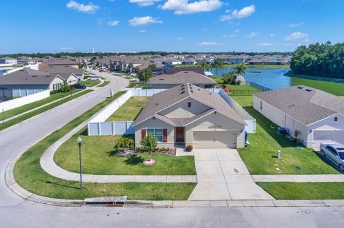 5858 Grey Heron Dr, Winter Haven, FL 33881-7211