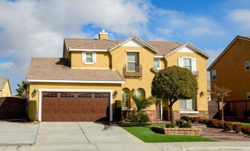 11039 Mesa Linda St, Victorville, CA 92392-4812