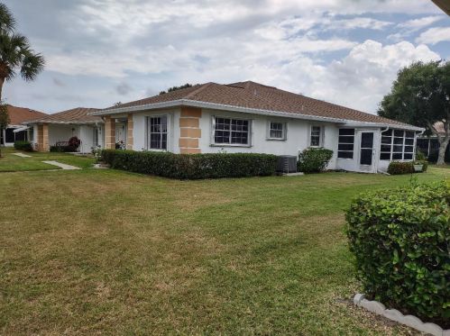 833 Timberview Dr, Fort Pierce, FL 34982-6860