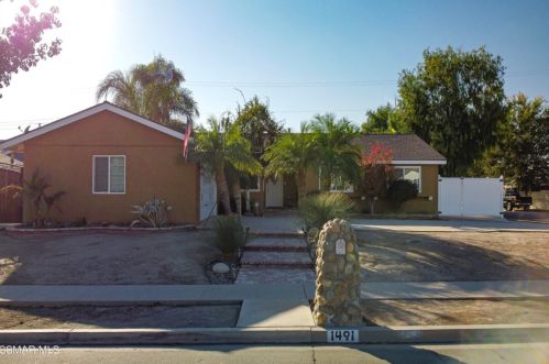 1491 Blackstock Ave, Simi Valley, CA 93065-3907