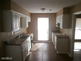 6638 Bent Birch Cv, Memphis TN  38115-5202 exterior