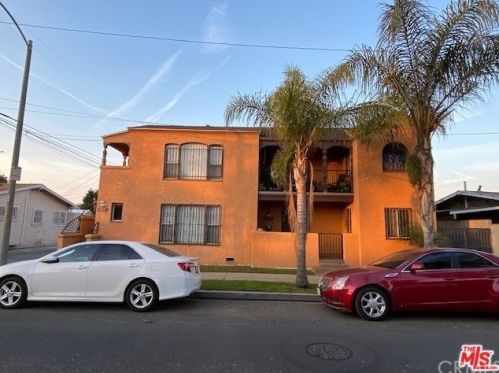 825 21st St, Long Beach, CA 90806-4824