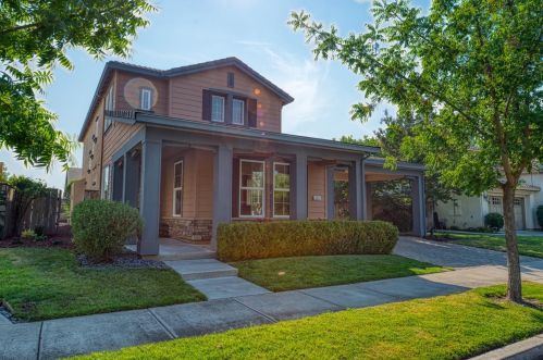 436 Merlot Dr, Valley Home, CA 95361-8283