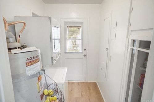 1388 Verdugo Rd, Glendale CA  91205-0028 exterior