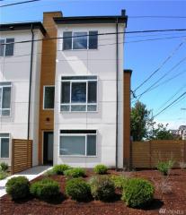 10369 Ashworth Ave, Seattle, WA 98133-9409