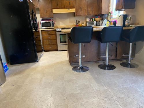 217 Riverdale Ave, Vacaville CA  95687-6420 exterior