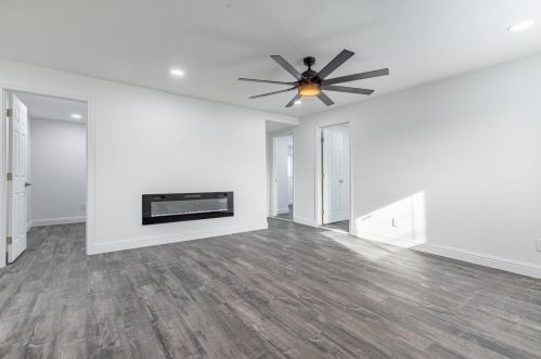 3225 Whitmore Ave, Modesto CA  95358-6238 exterior