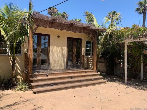 4811 Pescadero Ave, San Diego CA 92107-3431 exterior