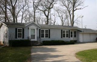 28 Bayview Ct, Montello, WI 53949-9398