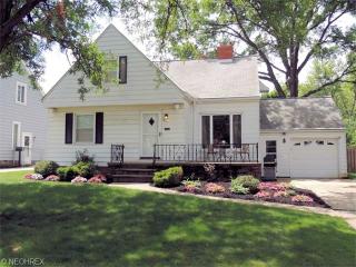 6511 Southington Dr, Cleveland OH  44129-5149 exterior
