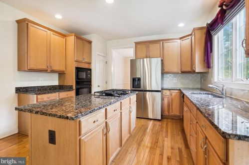 15046 Gaines Mill Cir, Haymarket VA  20169-4500 exterior