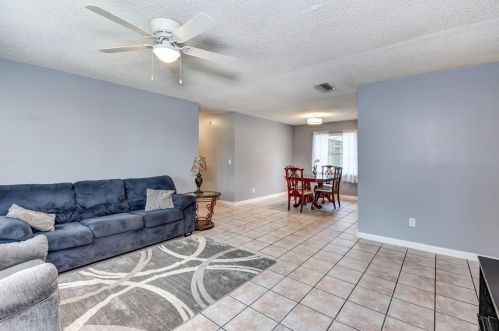 1479 Roseboro Dr, Deltona, FL 32725-1725
