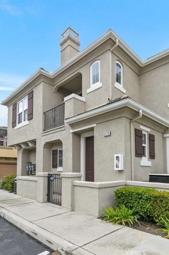 13225 Murano Ave, Chino CA  91710-8117 exterior