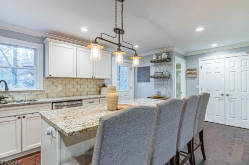 45 Longview Trl, Parsippany NJ  07834-2039 exterior
