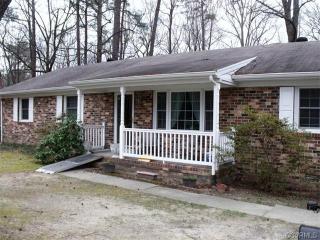 3301 Woodsong Dr, Midlothian VA  23112-3507 exterior