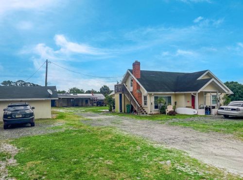 4006 Sunrise Blvd, Fort Pierce, FL 34982-6972