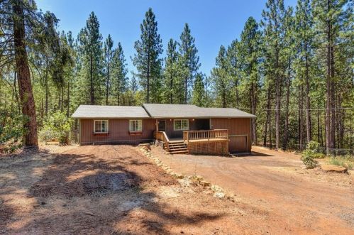 22000 Todd Valley Rd, Michigan Bluff, CA 95631-9520