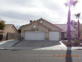 1837 Candle Bright Dr, Henderson NV  89074-5241 exterior