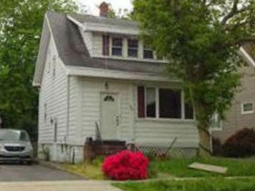 638 Ridgedale Ave, Woodbridge, NJ 07095-3516