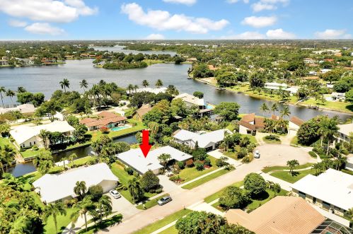 832 35th Ave, Boynton Beach, FL 33435-8511
