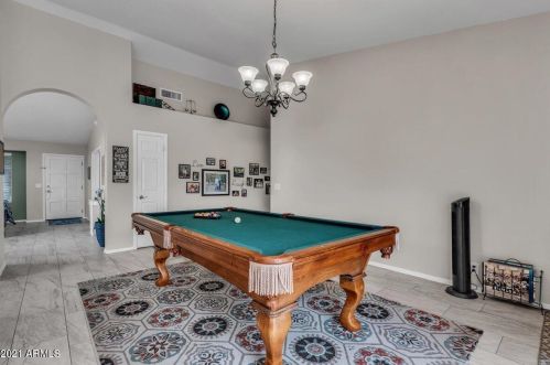 701 Evergreen St, Chandler, AZ 85225-7224