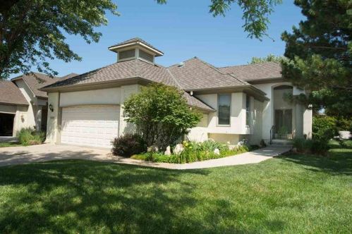7426 Champions Cir, Wichita KS  67226-3542 exterior