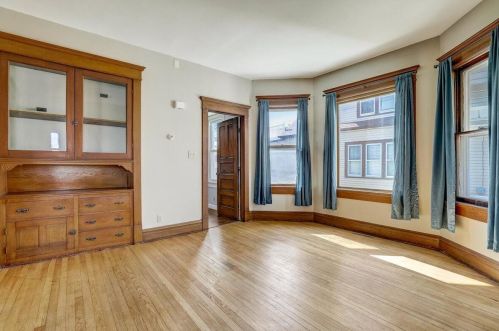 123 Forest Ave, West Bend, WI 53095-3409
