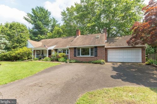 800 Roberts Rd, Prospectville, PA 19002-2633