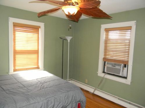 18 Eddy St, Providence RI 02903-1702 exterior