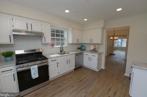 1653 Rockcress Dr, Jamison, PA 18929-1646