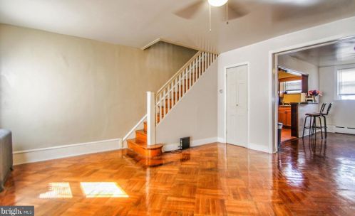 6503 Guyer Ave, Philadelphia PA 19142-2808 exterior