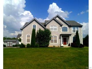 2183 Leigh Dr, Easton, PA 18040-8474