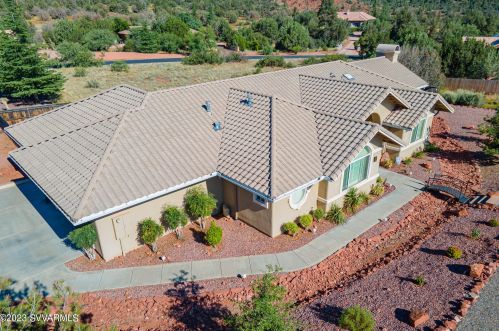 300 Michaels Ranch Dr, Sedona AZ 86336-9526 exterior