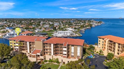4013 20th Pl, Cape Coral, FL 33904-8015