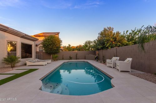 6405 Winchcomb Dr, Scottsdale AZ  85254-3356 exterior