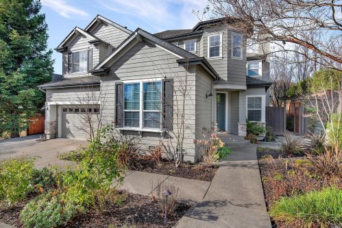 1430 Great Heron Dr, Santa Rosa, CA 95409-4360