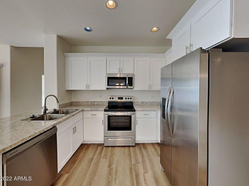 14424 87th Dr, Peoria AZ  85381-3593 exterior