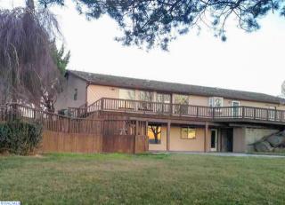 1860 Liberty Rd, Granger, WA 98932-9713