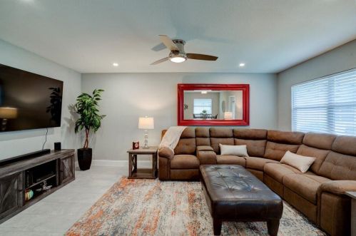 69 Waterford C, Delray Beach, FL 33446-1505