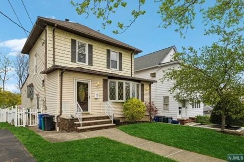 33 Witherspoon St, Nutley, NJ 07110-3717