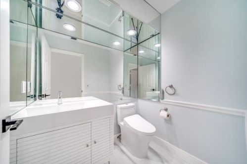 5556 Ocean Blvd, Boynton Beach, FL 33435-7038