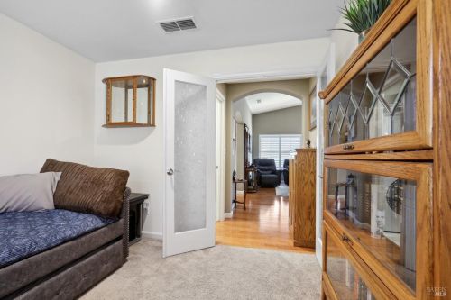 720 Livingston Pl, Rio Vista CA  94571-5116 exterior