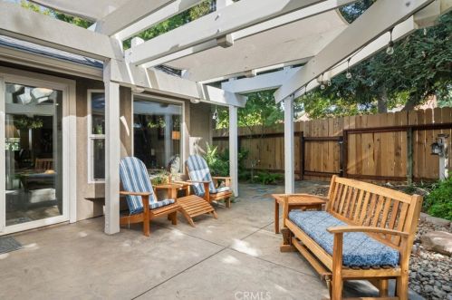 291 Pinyon Hills Dr, Chico CA  95928-3963 exterior