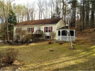 568 Maggies Run, Sunderland, VT 05250-4402