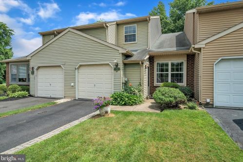 236 Marble Ct, Yardley, PA 19067-5718